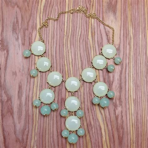 Bauble necklace