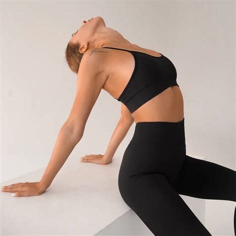 Women’s yoga clothing - INNÉME online shop