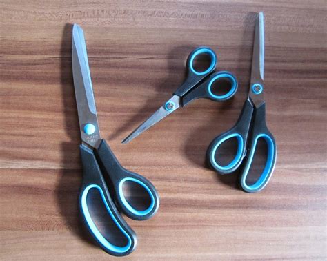 shear  cut blue scissors  photo  pixabay pixabay