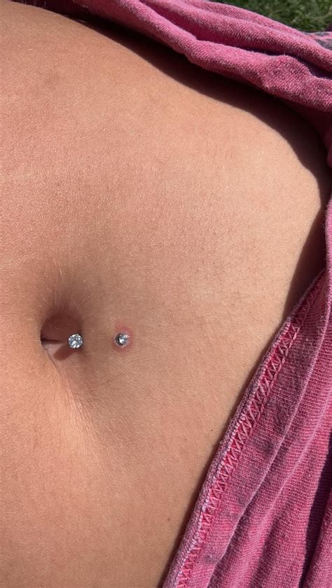 Belly button piercing : r/PiercingAdvice