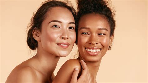CC Cream Test: Diese Cremes überzeugen verschiedene Hauttypen