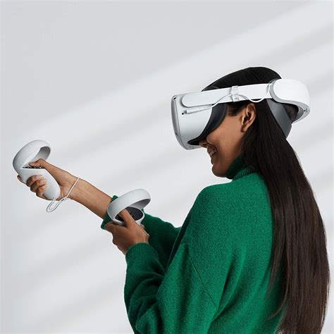 Oculus Quest 2 with official Elite Strap : r/oculus