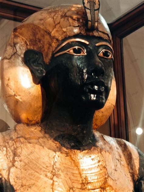 detail   ka statue  tutankhamun routofthetombs