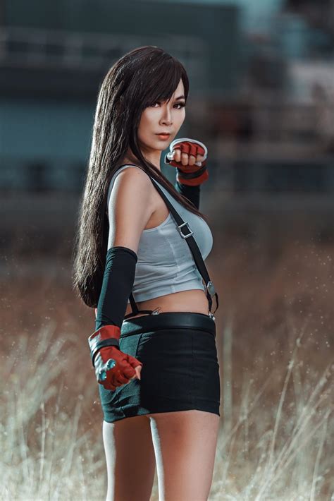 Tifa Lockhart by SayoriChu : r/cosplaygirls