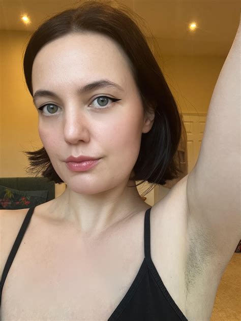 Does my morning stubble make you throb? : r/armpitfetish