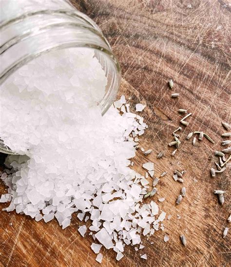 Benefits of Magnesium Flakes & Epsom Salts in Bath Salts - Essentials