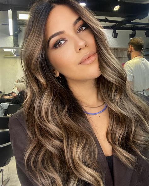 Top 40 Brown Hair With Blonde Highlights Ideas - Hood MWR