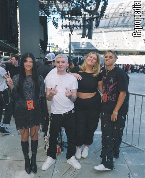 Charli D'Amelio Nude OnlyFans Leaks - Photo #1364058 - Fapopedia