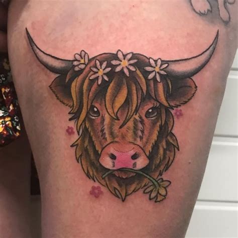 20 Unique Highland Cow Tattoos You Must Love | Xuzinuo