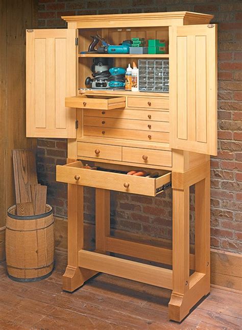 Heirloom Tool Cabinet | Woodworking Project | Woodsmith Plans | Cabinet ...