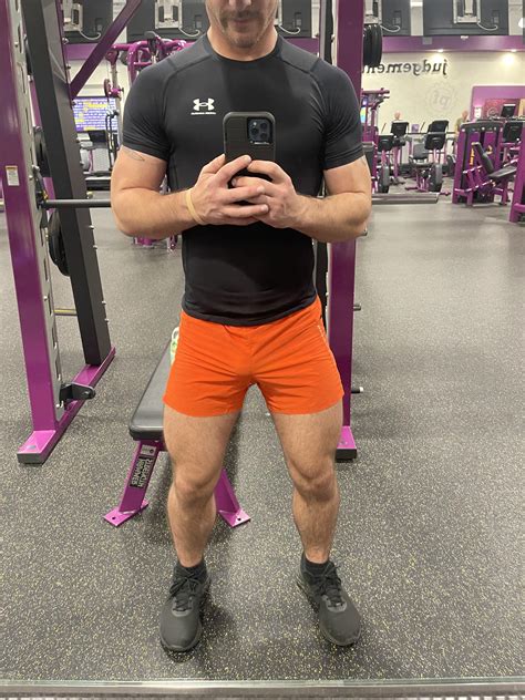 Gym bulge [25] | Scrolller