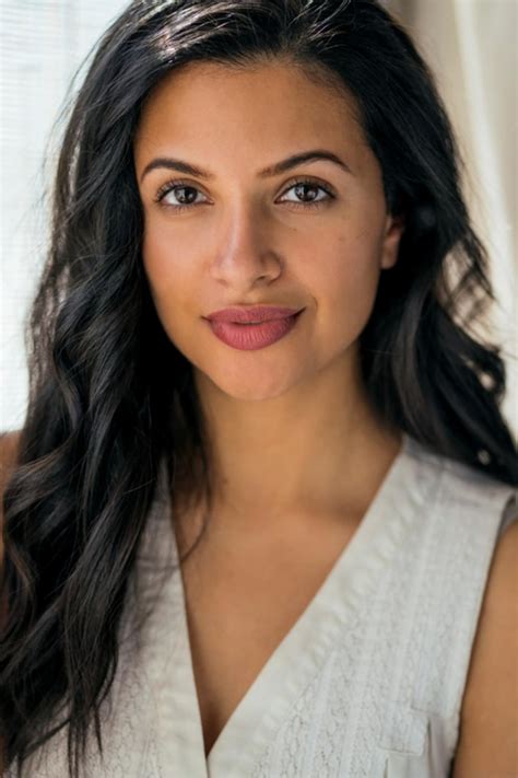 Meher Pavri - Biografía, mejores películas, series, imágenes y noticias