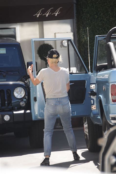 Lady Gaga Booty in Jeans - Out in Los Angeles 8/11/2016 • CelebMafia