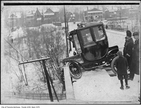 Throwback Thursday: Electric car accident on Glen Road Bridge – 1912 – Cabbagetown Residents ...