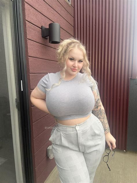 SuperStacked Stacy added a new photo. - SuperStacked Stacy