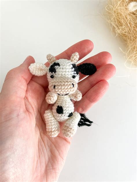Mini cow – Mini Crochet Zoo