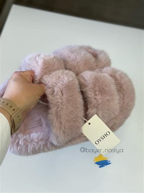 Дуже гарні рожеві пухнасті домашні капці oysho шльопанці — ціна 1105 ...