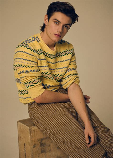 Louis Partridge Nudes