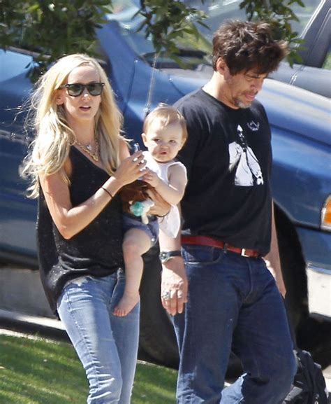 Benicio Del Toro and Kimberly Stewart | Celebrity kids, Celebrity
