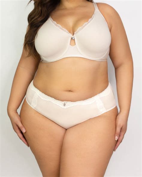 Cotton Luxe – Curvy Couture
