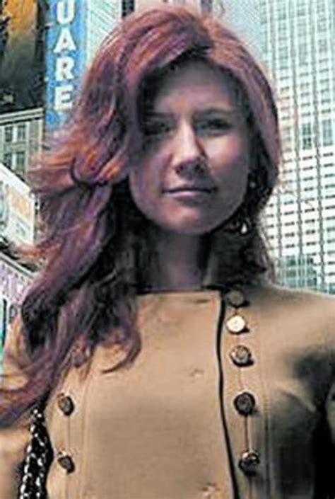 La exespía Anna Chapman lanza su línea de ropa