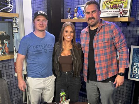 Tiffany Gomas Reveals What She Saw On The Plane During Her Viral