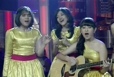 Milkha's Blog: Foto-foto BLINK di Bukan 4 Mata Trans7