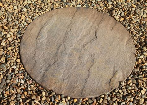 Round Stepping Stones - Kings Landscaping