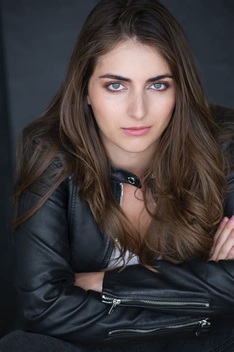 10 Fast Facts About Emelia Hartford
