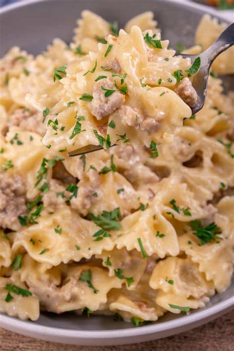 Bow Tie Pasta Alfredo - Easy Meal Recipe - Dinner - Lunch - Party Food