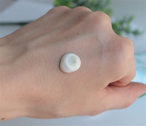 Urban Fashionista: Пенка для умывания с чайным деревом The Saem Healing ...