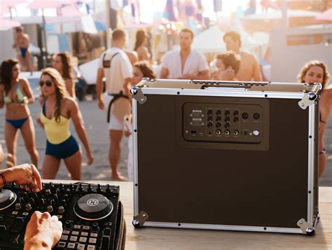 What Is a DJ Box, and How Does It Compare to Other DJ Equipment? – DioDIY