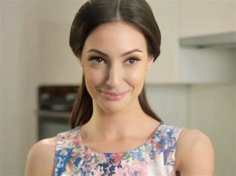 Classify Julia Stoyanova