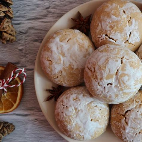 Caramel pryaniki – with aromatic spices