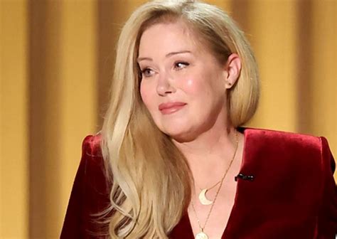 Christina Applegate cierpi na stwardnienie rozsiane. Dramatyczne ...