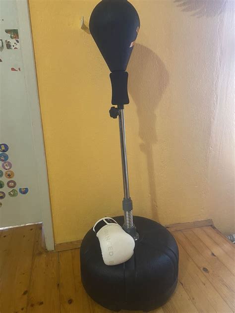 Боксова круша на стойка гр. Съединение • OLX.bg