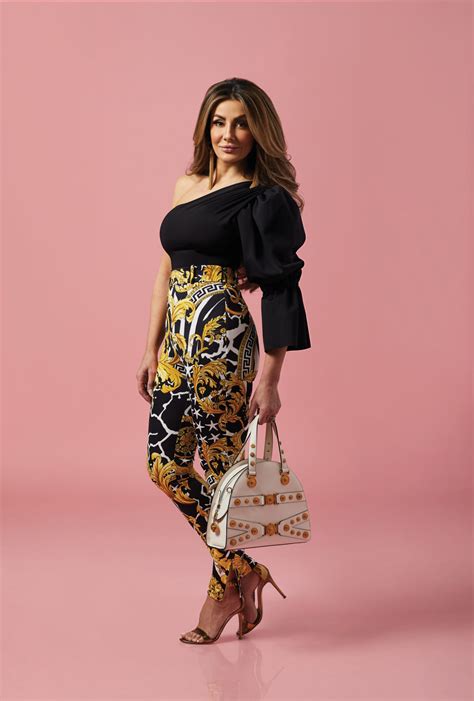Makeup Academy Owner Tara Cowles is Always Impeccably Done Up From Head
