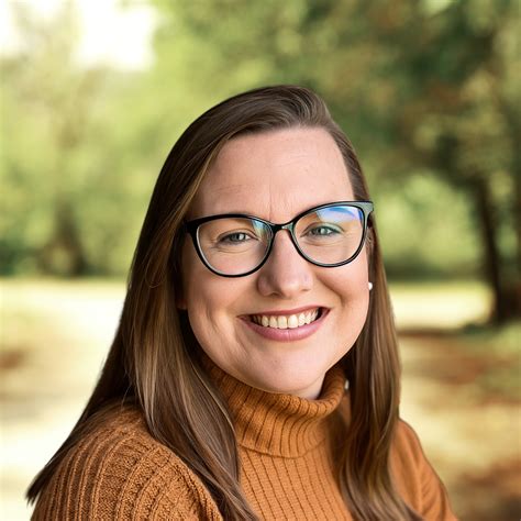 Professional profile and public records for Marissa Munoz 4