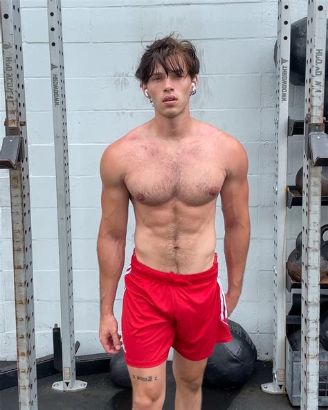 Alexis_Superfan's Shirtless Male Celebs: Chase Stobbe shirtless IG pics