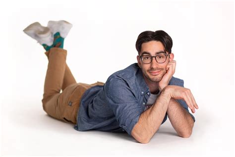 PsBattle: Man laying on stomach, head on left hand, right hand saying