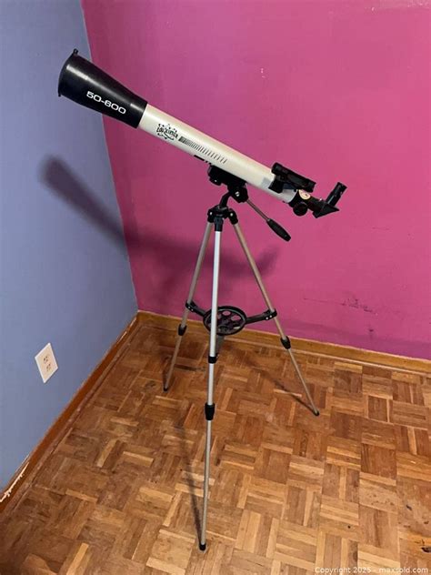 Edu Science 50-600 Telescope on Tripod | Maxsold