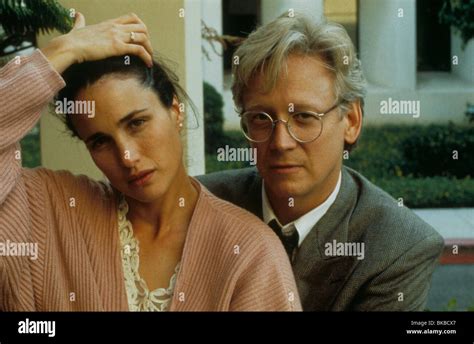 SHORT CUTS (1993) ANDIE MACDOWELL, BRUCE DAVIDSON SHC 021 Stock Photo ...