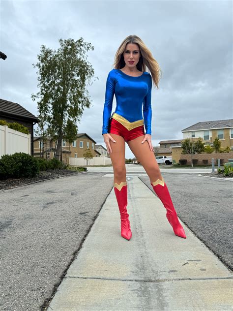 UltraGirl: A look at the 2024 Final Four - The Adventures of UltraGirl