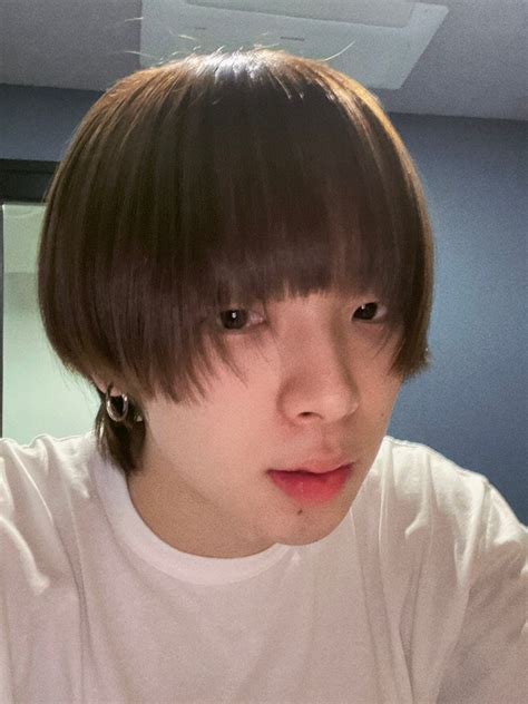 230419 TO1 Twitter Update - Daigo | kpopping