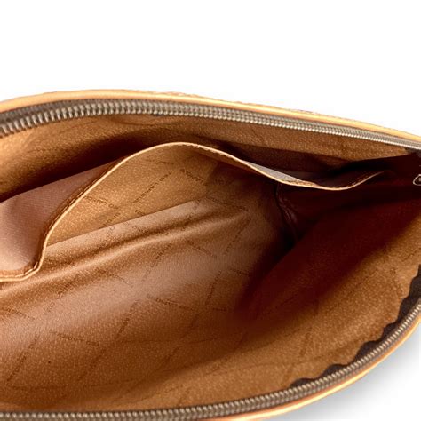 Elite Repeat – Elite Repeat, inc