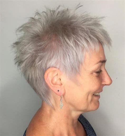 Short Choppy Hairstyles For Over 50 2021 - Style Rambut Terkini