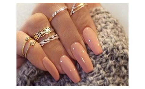 Pros y contras de las uñas de acrílico
