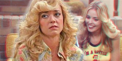 Why That '70s Show Recast Lisa Robin Kelly's Laurie Forman