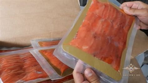 На Камчатке полицейские изъяли на двух рыбозаводах немаркированную ...