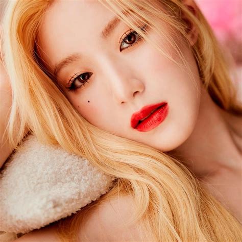 SHUHUA Lyrics, Songs, and Albums | Genius